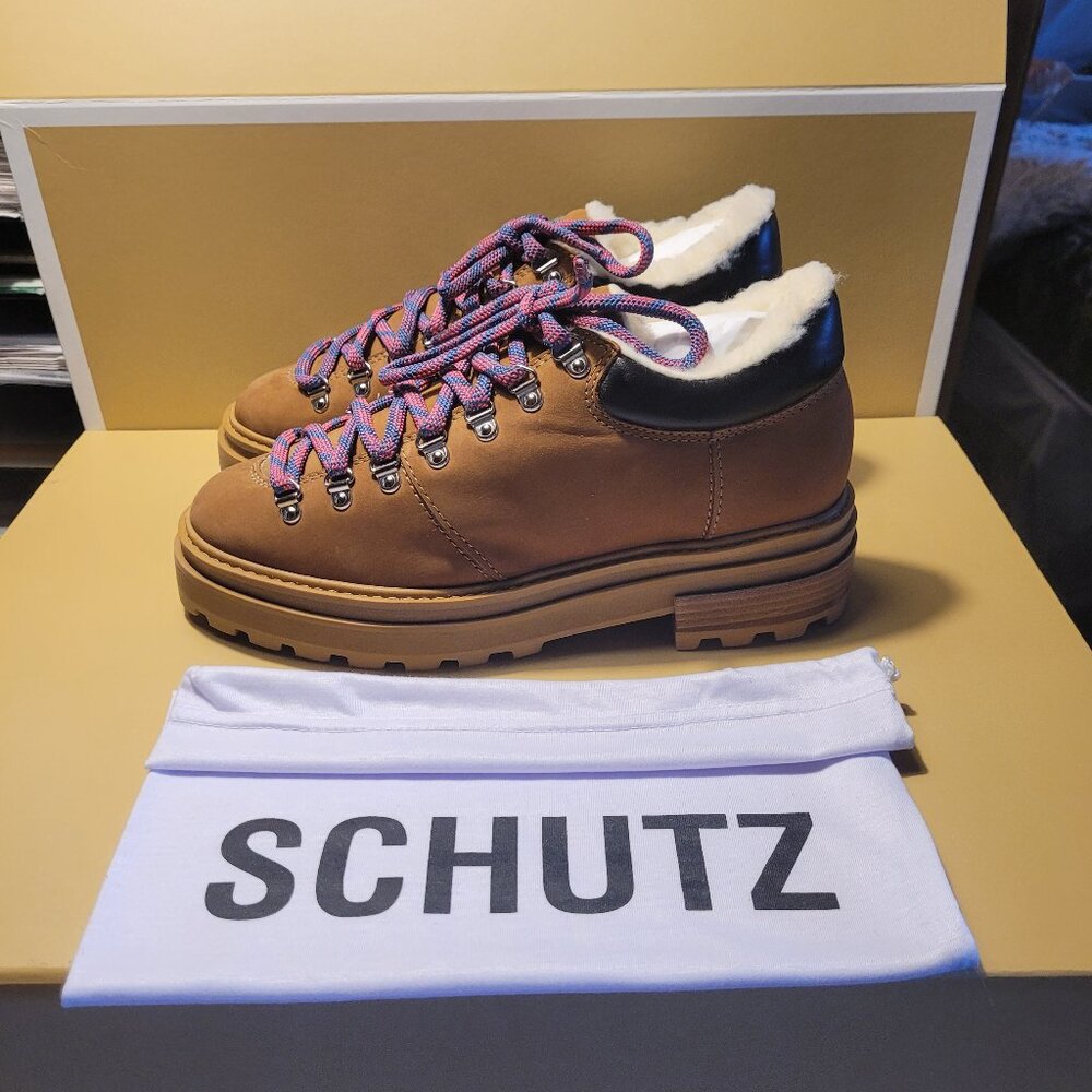 $89 NWT (9.5) SCHUTZ Lucille Suede & Shearling Bootie